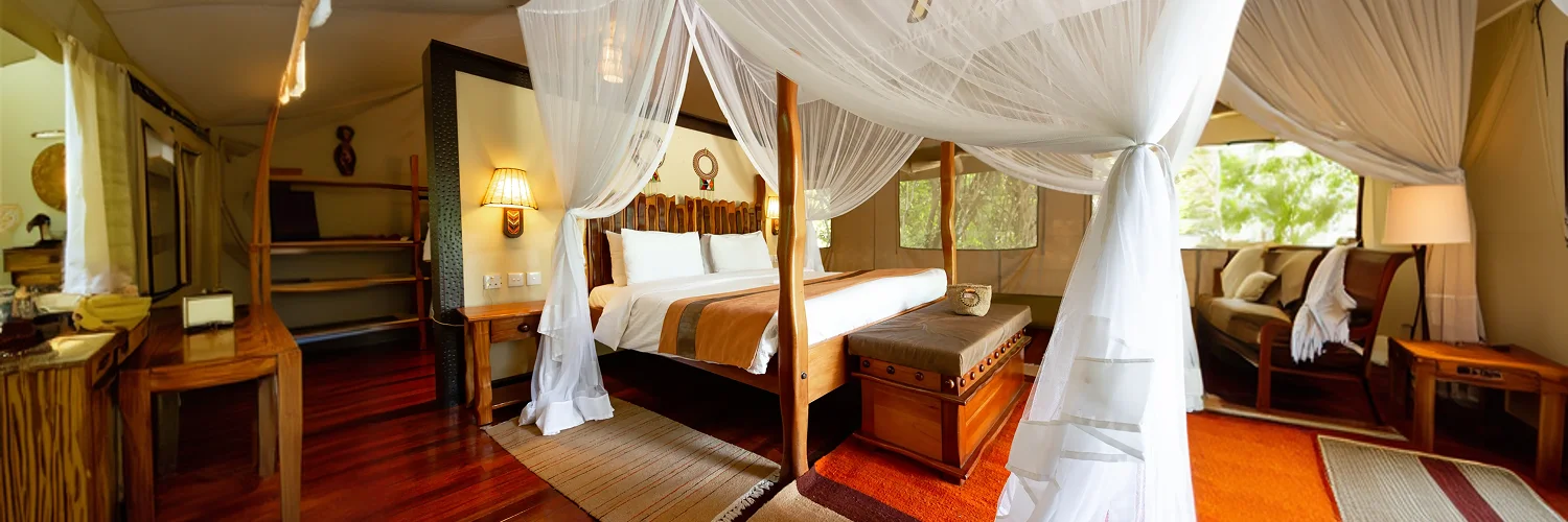 interior-hotel-room-with-white-mosquito-net-bed.webp